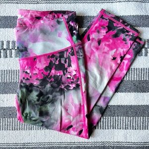 Athleta Capri leggings size S